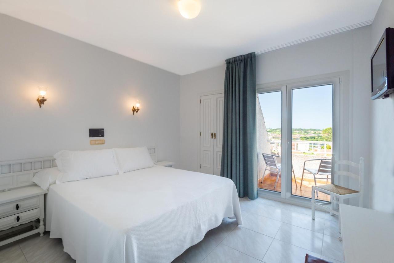 Hotel Ton Sanxenxo Bagian luar foto