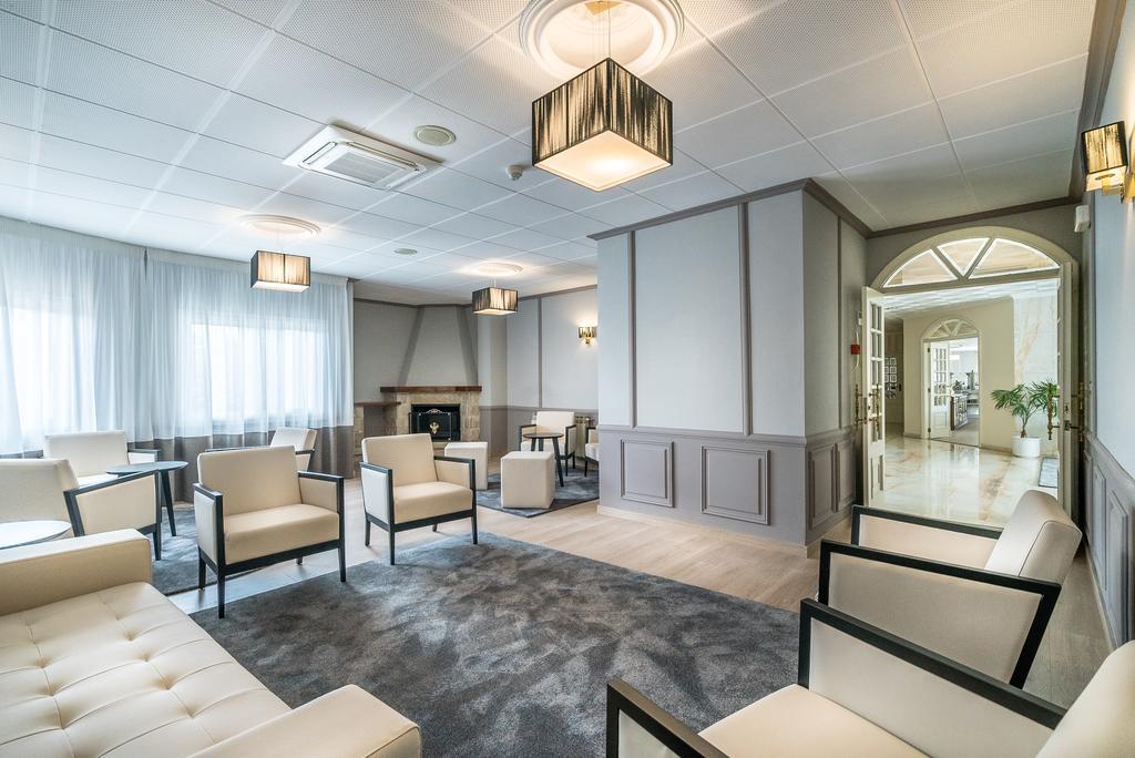 Hotel Ton Sanxenxo Bagian luar foto