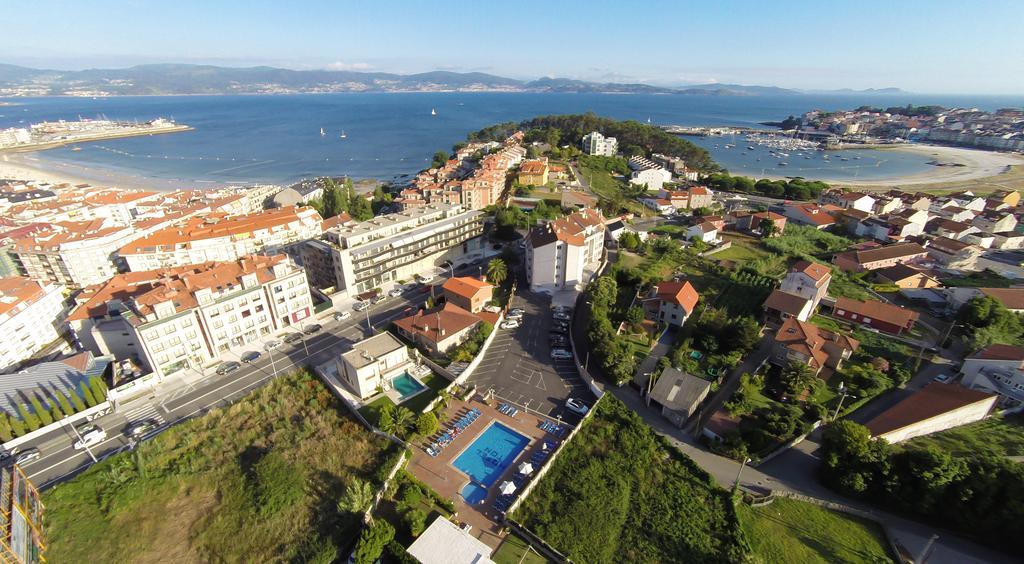 Hotel Ton Sanxenxo Bagian luar foto