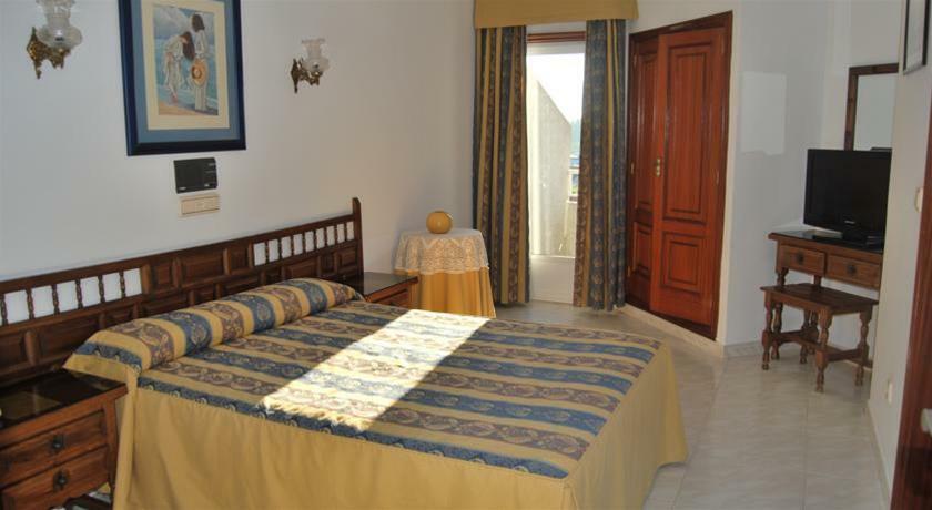 Hotel Ton Sanxenxo Bagian luar foto
